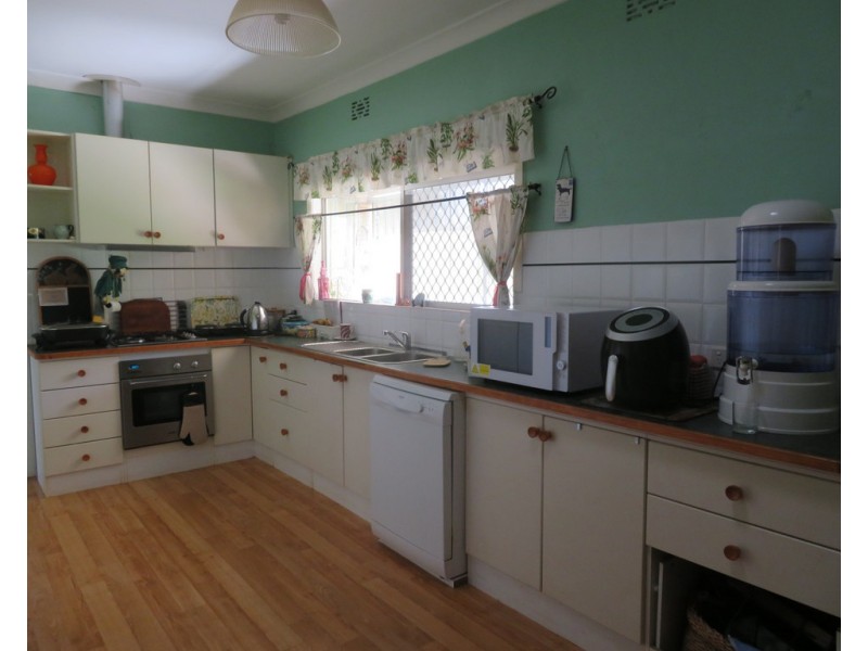 4 Judy Street, Gundagai NSW 2722