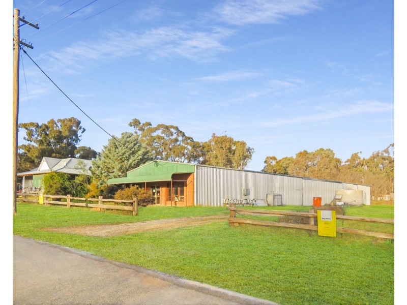 10 Sydney Street, Gundagai NSW 2722
