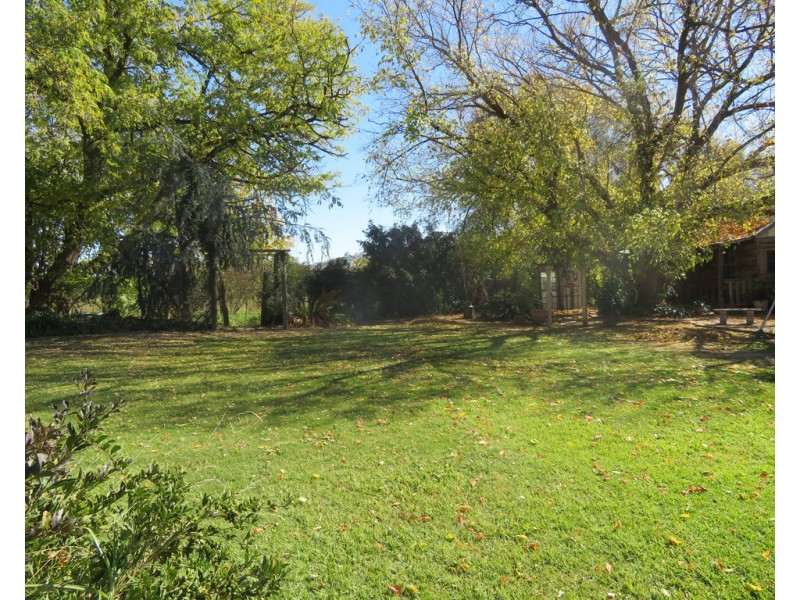2999 Gocup Road, Gundagai NSW 2722