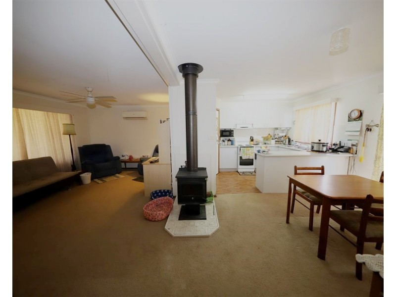 570 Grahamstown Road, Adelong NSW 2729