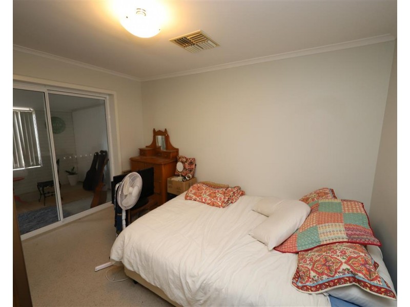 8 Gadara Place, Tumut NSW 2720