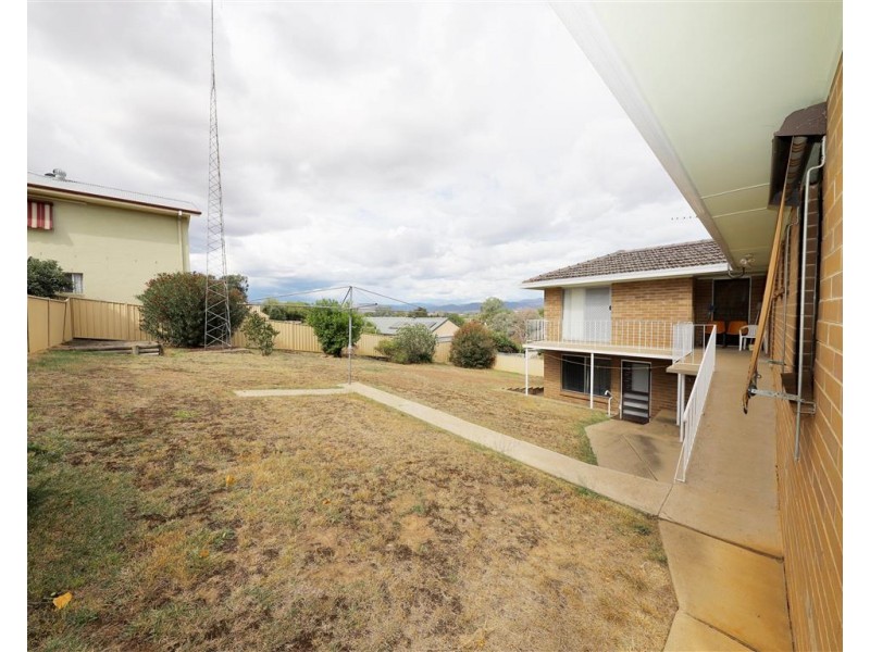 80 Lambie Street, Tumut NSW 2720