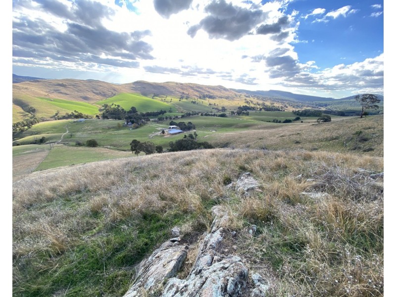 2160 Wee Jasper Road, Tumut NSW 2720