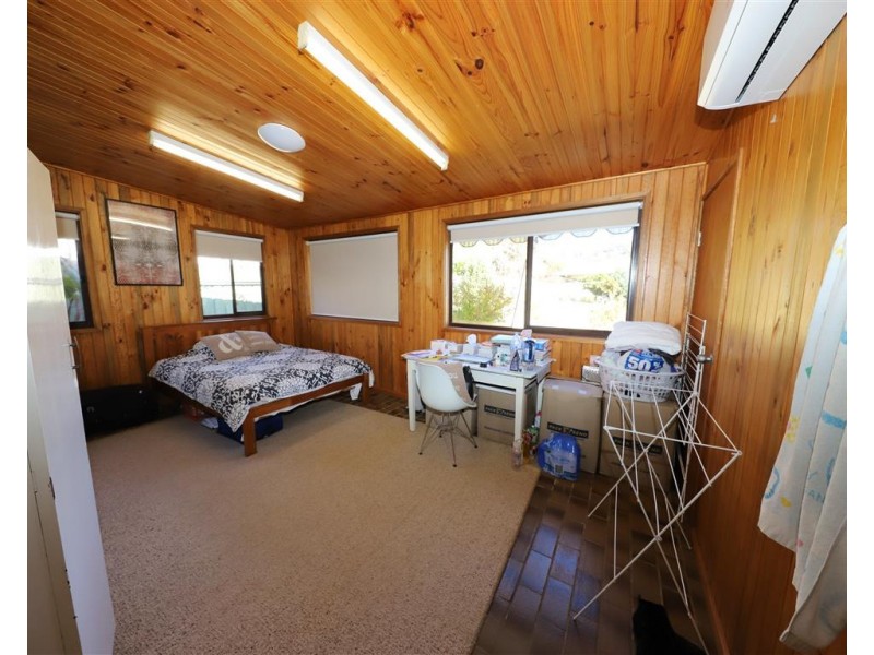 93 Capper Street, Tumut NSW 2720