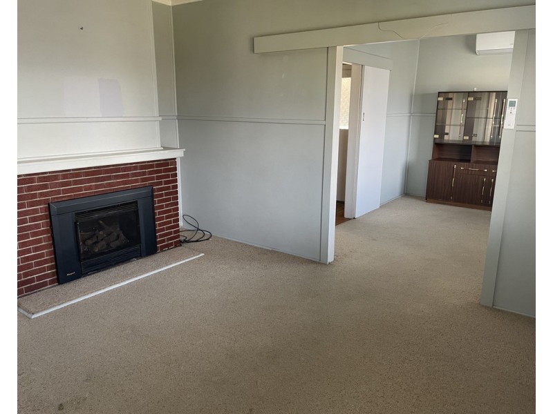 101 Merivale Street, Tumut NSW 2720