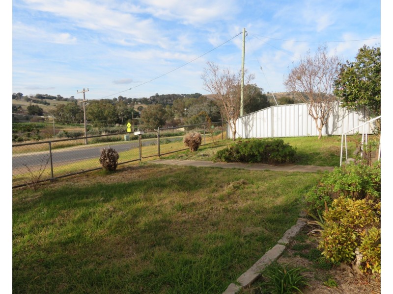 192 Punch Street, Gundagai NSW 2722