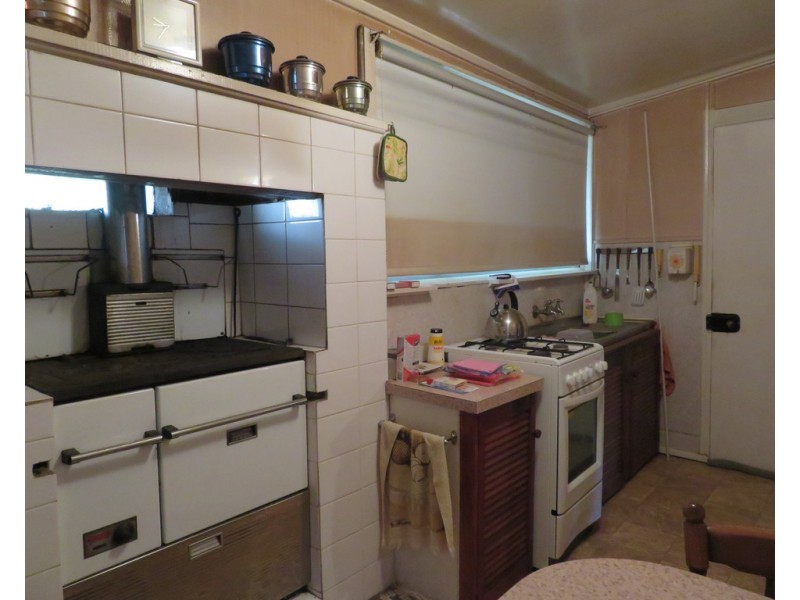 192 Punch Street, Gundagai NSW 2722