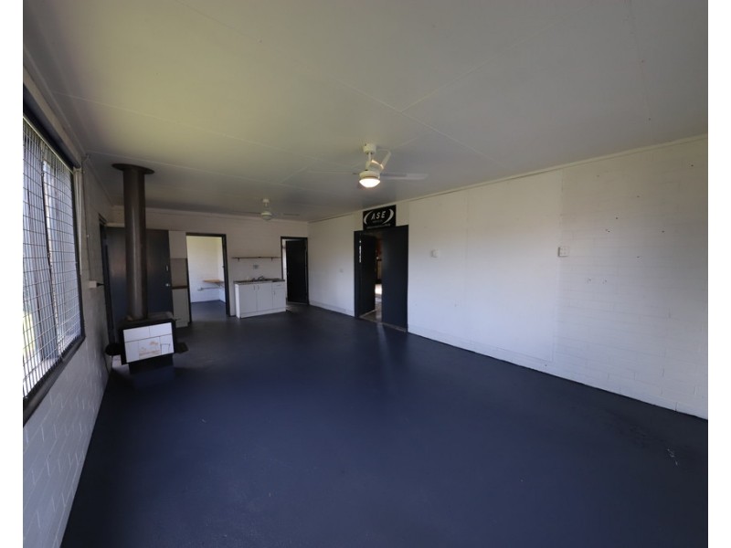 21 Vyner Street, Tumut NSW 2720