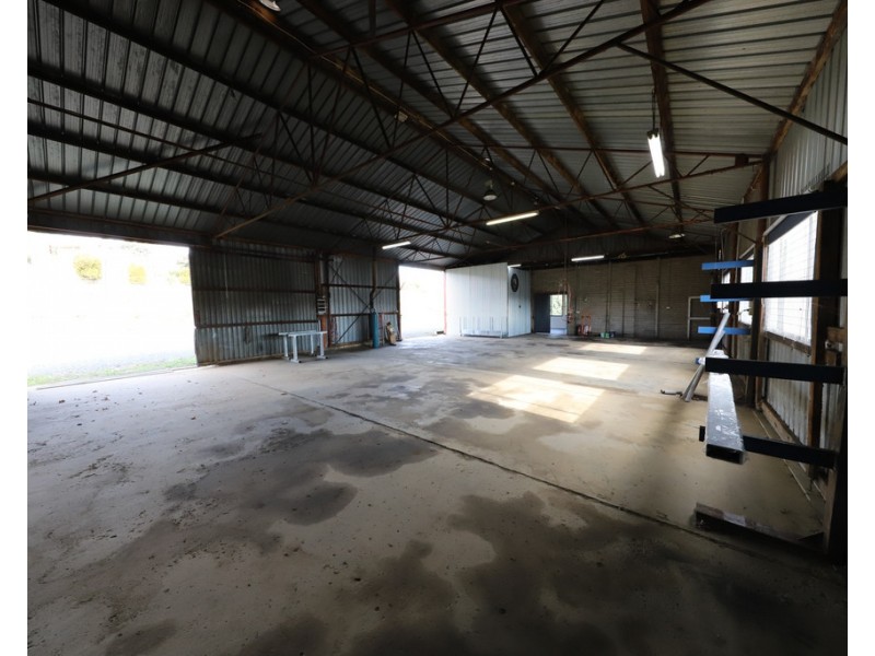 21 Vyner Street, Tumut NSW 2720