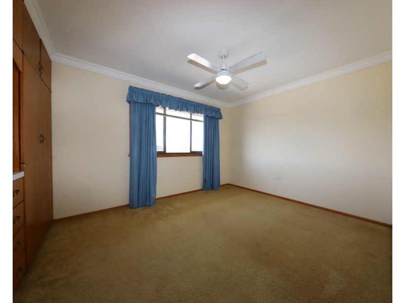 15 Ash Street, Batlow NSW 2730