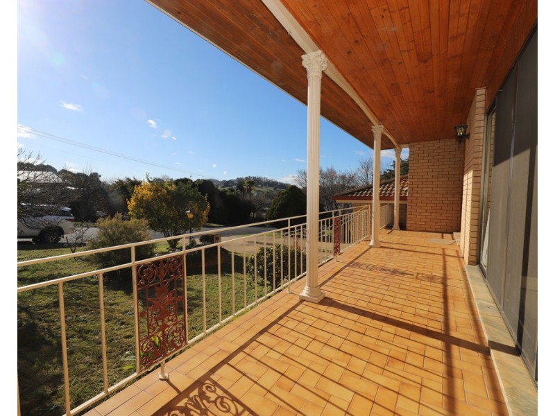 15 Ash Street, Batlow NSW 2730