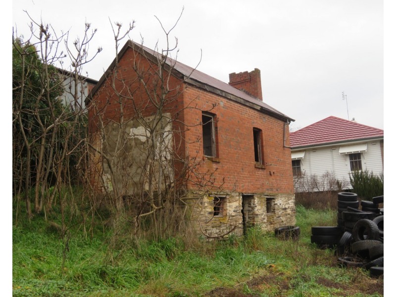 84 Sheridan Street, Gundagai NSW 2722