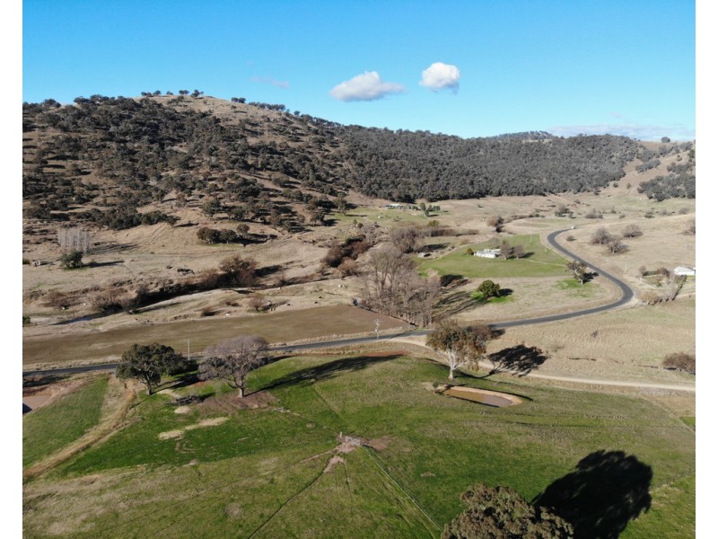 429 Grahamstown Road, Adelong NSW 2729