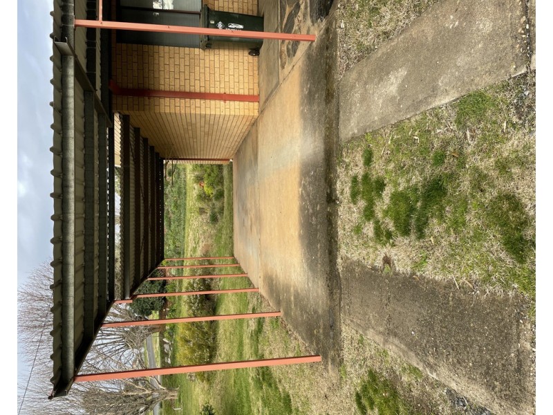 1/31 Tom Street, Gundagai NSW 2722