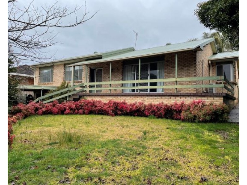 87 Lambie Street, Tumut NSW 2720