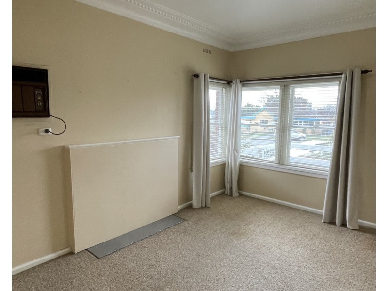 93 Capper Street, Tumut NSW 2720