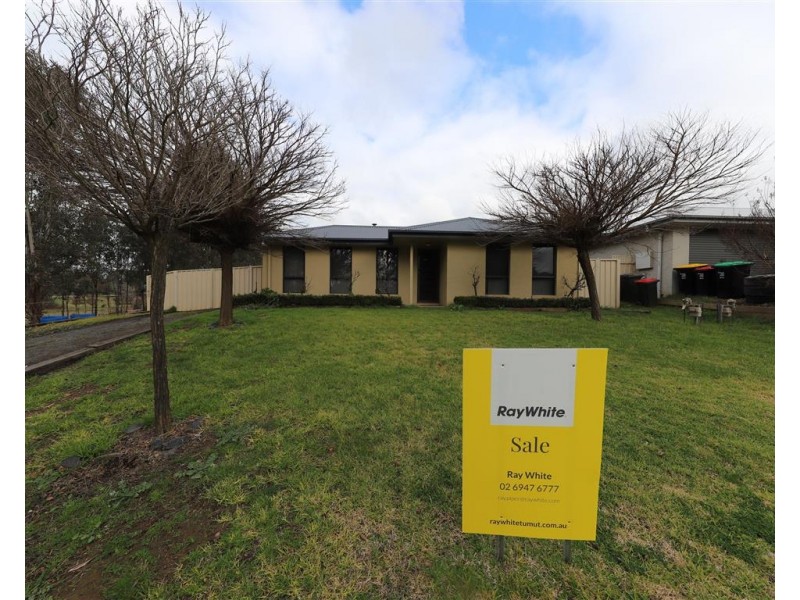 54 Quandong Avenue, Tumut NSW 2720