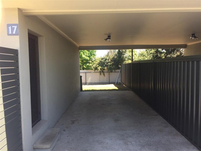 17/176 Capper Street, Tumut NSW 2720