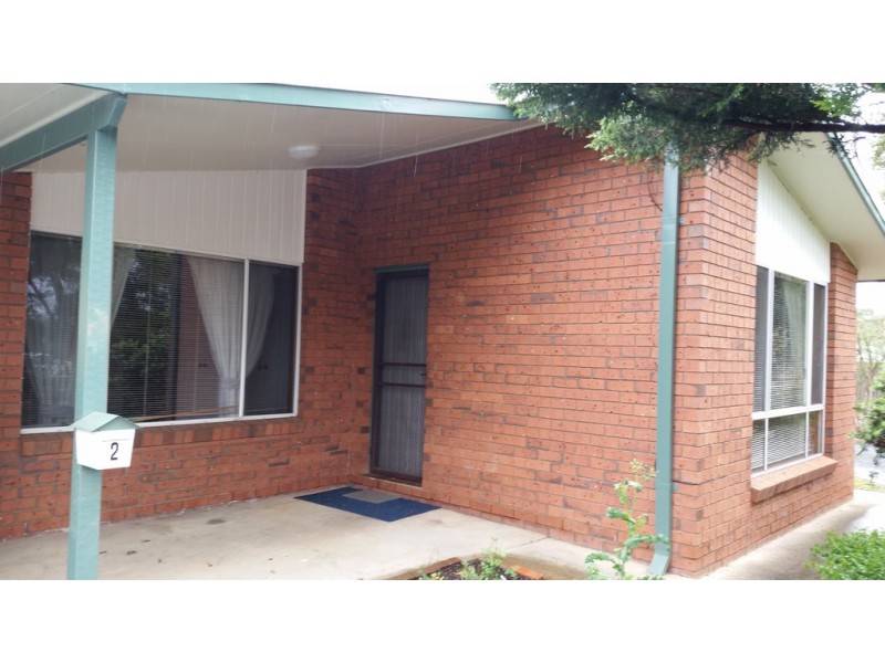 2/171 Capper Street, Tumut NSW 2720