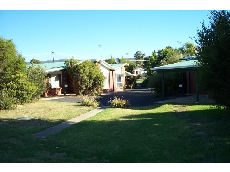 2/171 Capper Street, Tumut NSW 2720