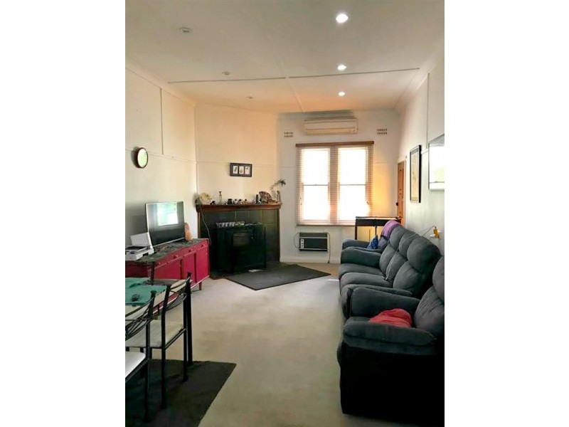 43 Capper Street, Tumut NSW 2720