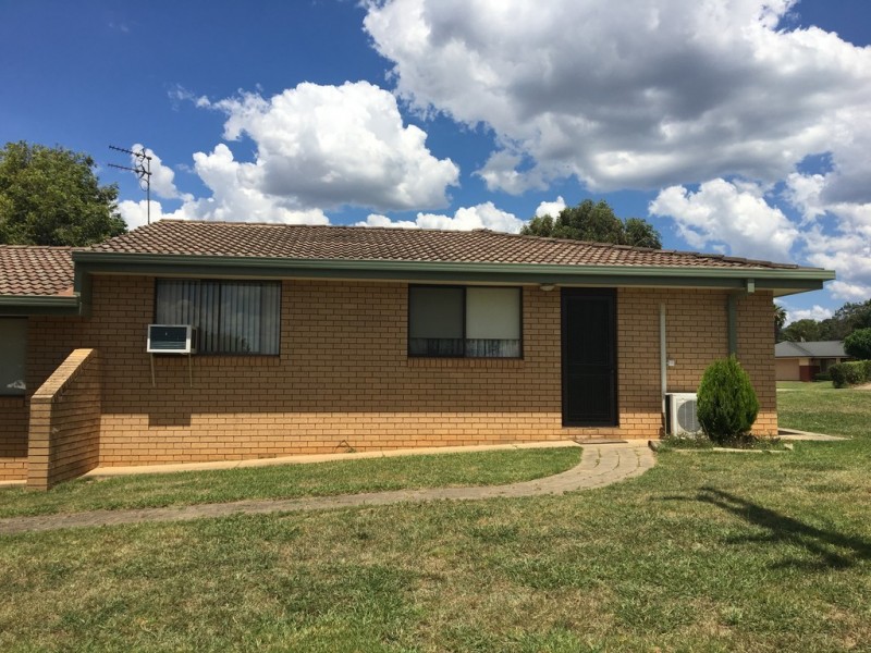 1/32-34 Bundara Crescent, Tumut NSW 2720