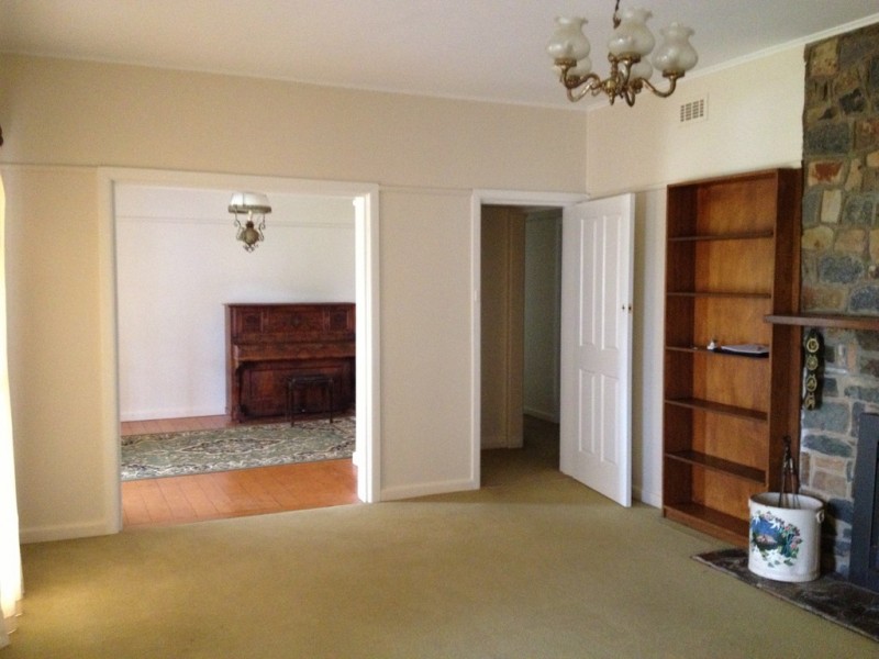 109 Minjary Road, Tumut NSW 2720