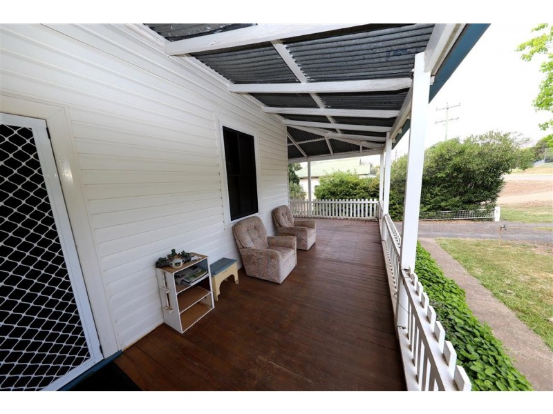 48 Lynch Street, Adelong NSW 2729