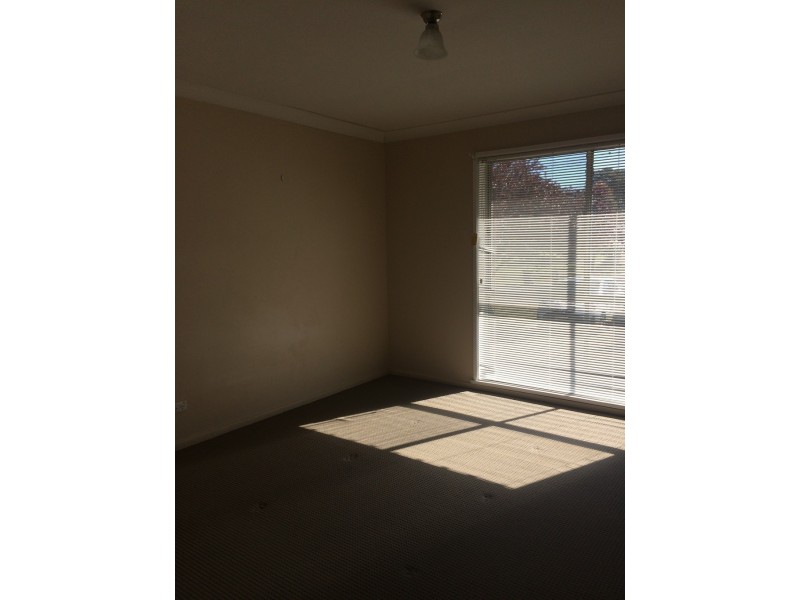 227 Simpson Street, Tumut NSW 2720