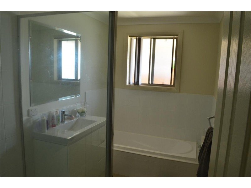 51 Jeffery Circuit, Tumut NSW 2720