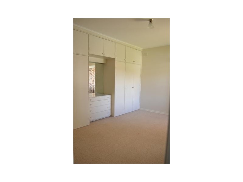170 Wynyard Street, Tumut NSW 2720