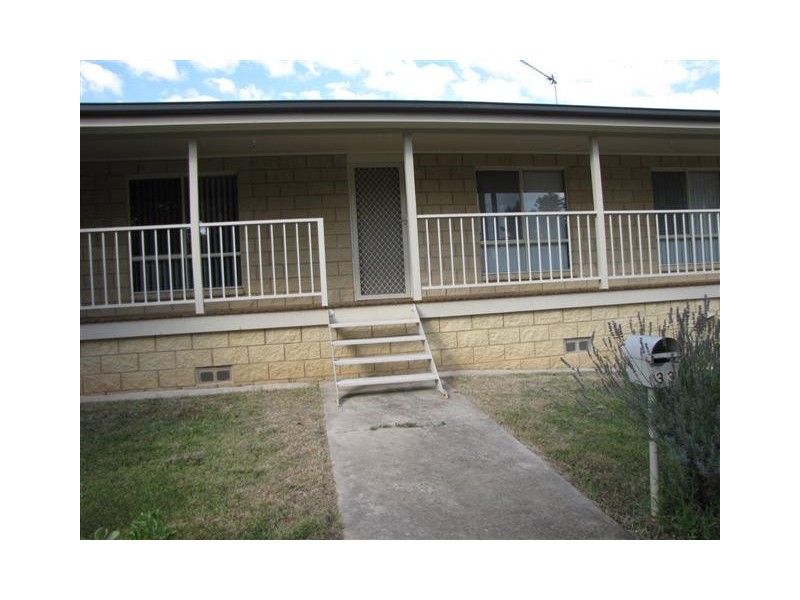 33 Tumut Street, Adelong NSW 2729