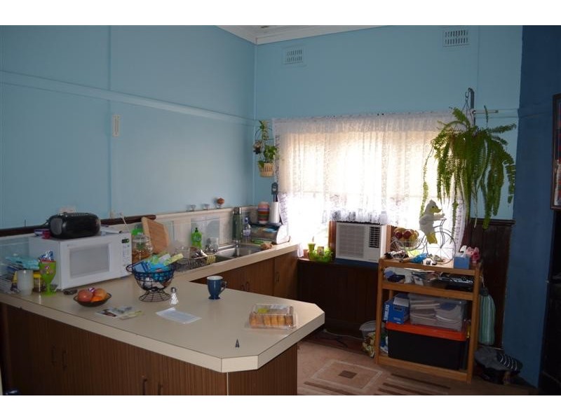 75 Clarke Street, Tumut NSW 2720