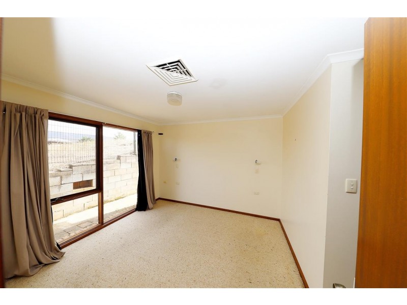 13 Bundara Crescent, Tumut NSW 2720