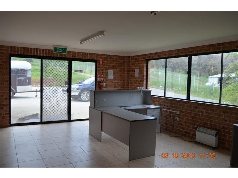 13 Sturt Close, Tumut NSW 2720