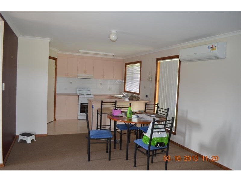 13 Sturt Close, Tumut NSW 2720