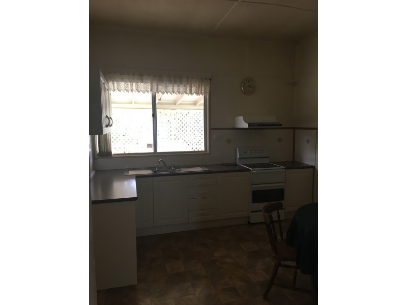 184 Capper Street, Tumut NSW 2720