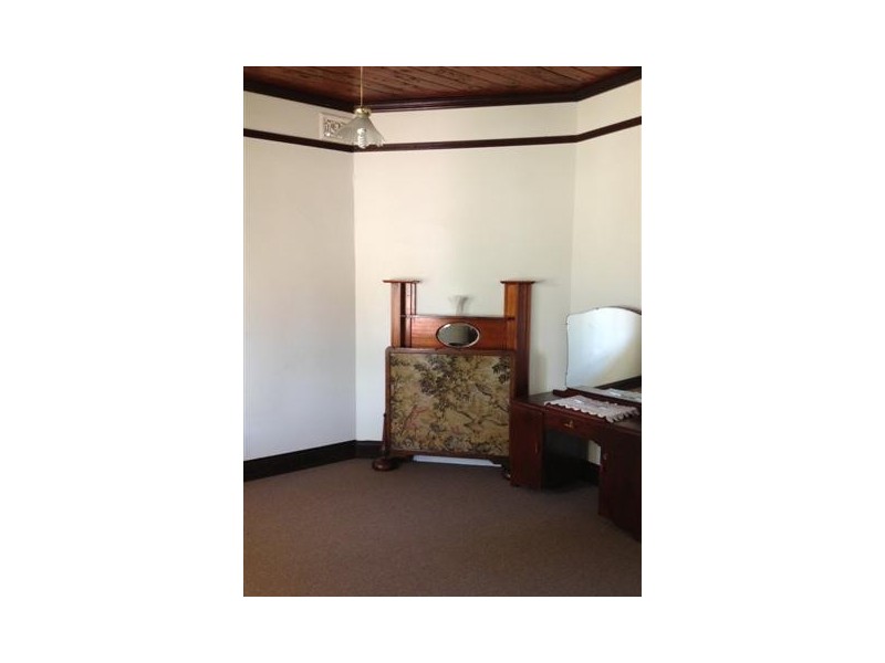 24 Fitzroy Street, Tumut NSW 2720