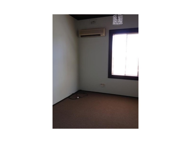 24 Fitzroy Street, Tumut NSW 2720