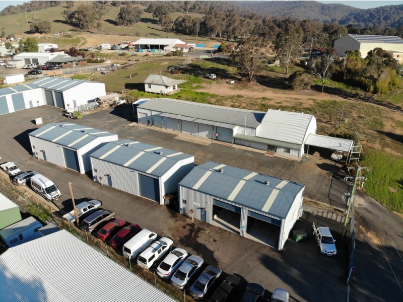 182 Snowy Mountains Highway, Tumut NSW 2720