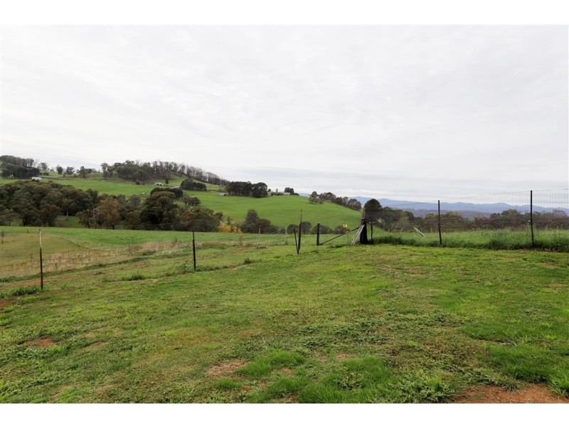 116 Mayday Road, Batlow NSW 2730