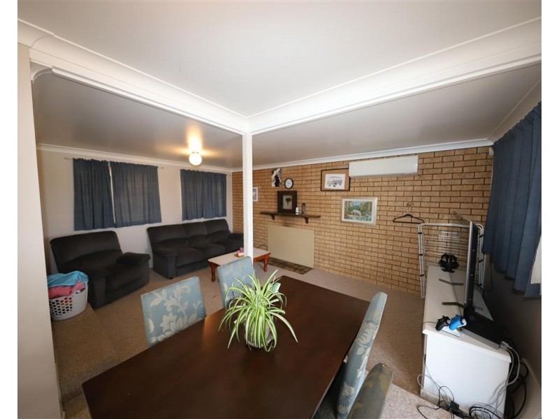 31 Clarke Street, Tumut NSW 2720
