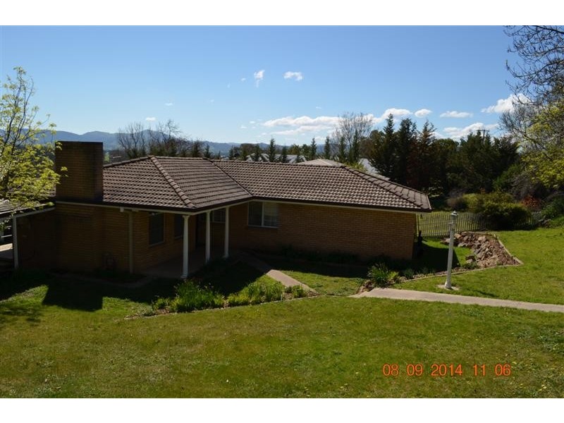 31 Clarke Street, Tumut NSW 2720