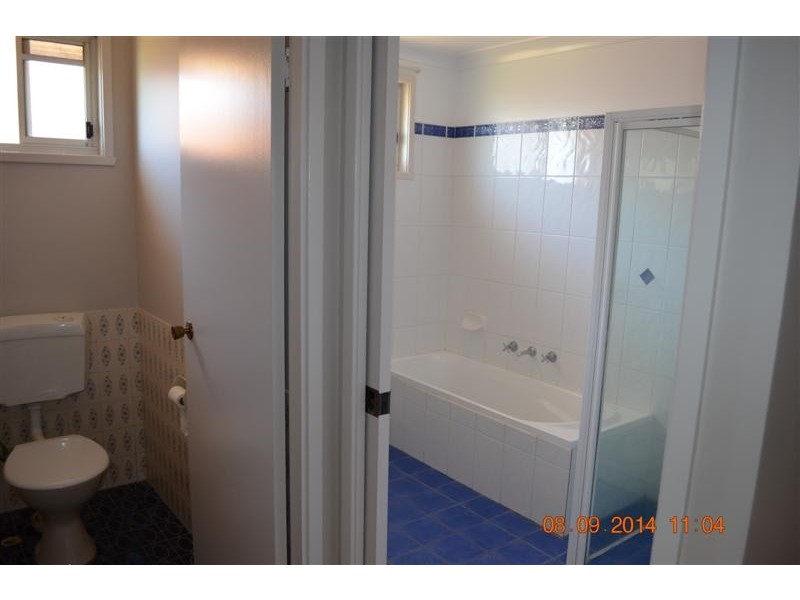 31 Clarke Street, Tumut NSW 2720