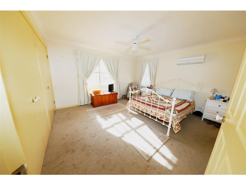 2 Coolamine Circuit, Tumut NSW 2720