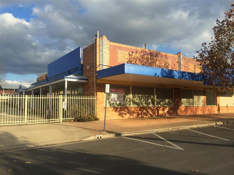 140 Wynyard Street, Tumut NSW 2720