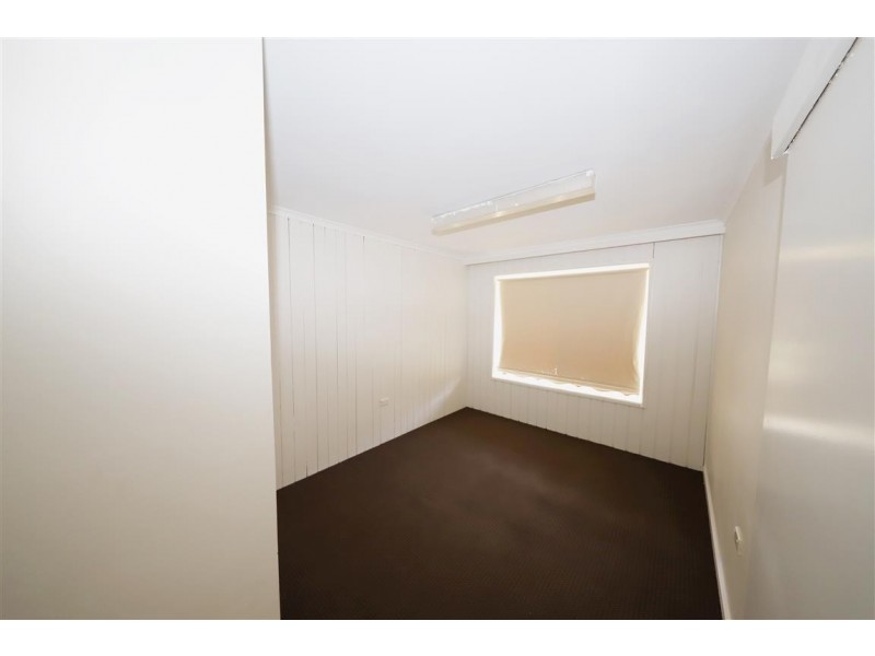 4 Camp Street, Adelong NSW 2729