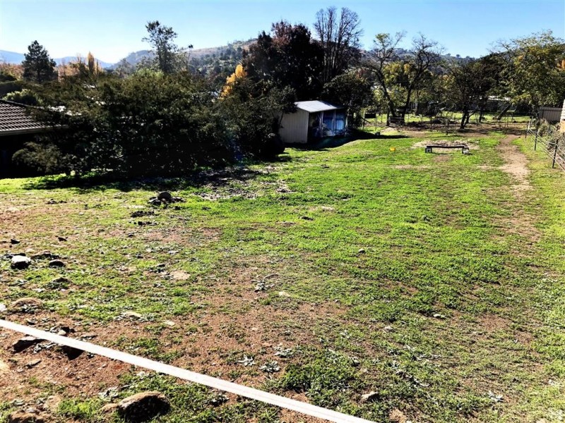 34 (Lot 13) LYNCH STREET, Adelong NSW 2729