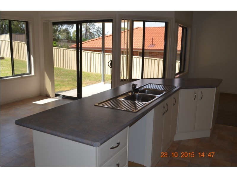 5 Harris Street, Tumut NSW 2720