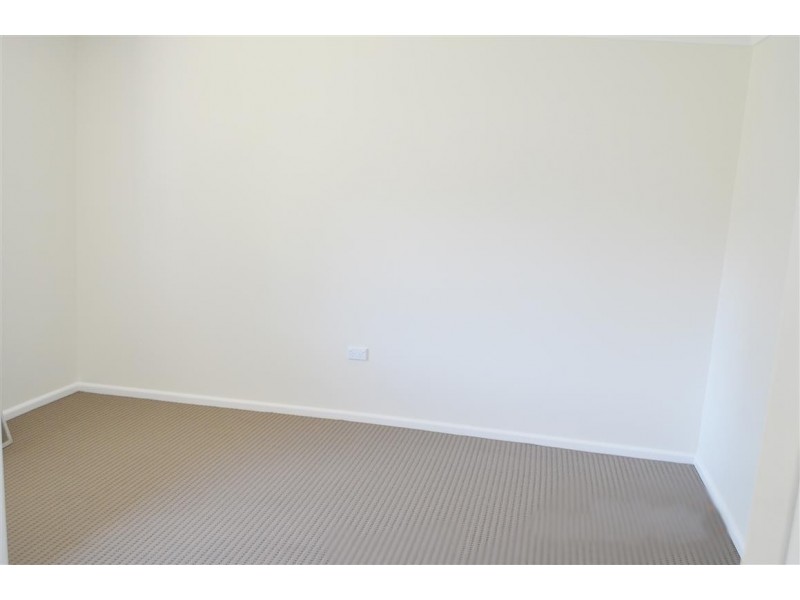 92 Simpson Street, Tumut NSW 2720